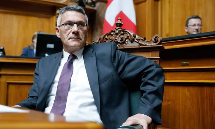 Schlusslicht im Ranking der wirtschaftsfreundlichsten Parlamentariern ist auf Platz 170 der SVP-Nationalrat und frühere Präsident der Aktion für eine unabhängige und neutrale Schweiz (Auns) Pirmin Schwander.