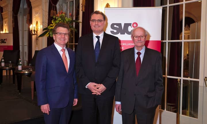 Hans-Ueli Müller, Präsident, SVC;
Thomas Jordan, Nationalbank-Präsident;
Ernst Baltensperger, Professor emeritus