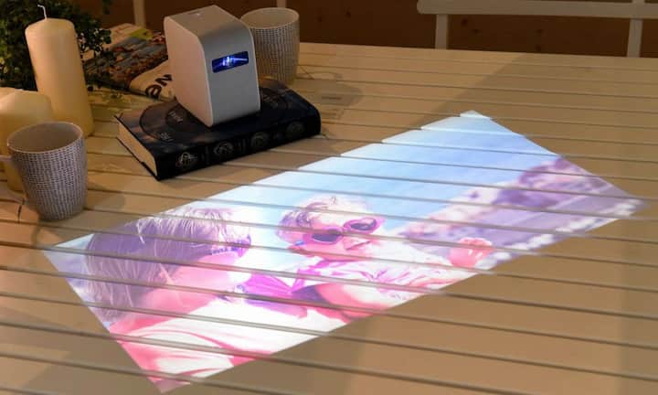 Sony präsentiert ein neues Projektor-Konzept.