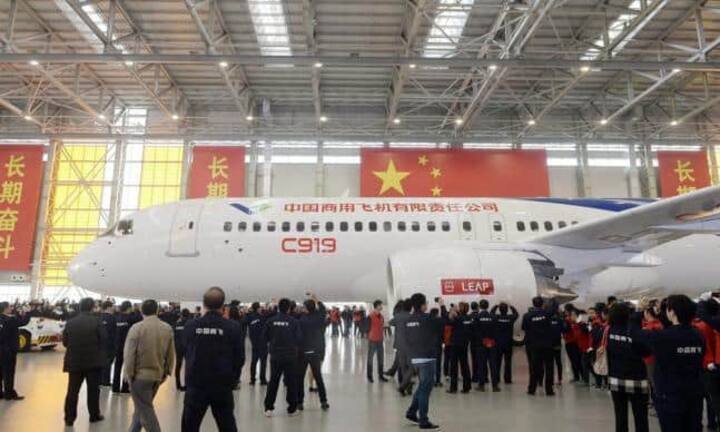 Seit den 70er Jahren träumte China davon, sein erstes eigenes ziviles Flugzeug zu bauen. Das Vorhaben wurde damals von Jiang Qing unterstützt, der Ehefrau von Mao Tse-tung. Bilder: Keystone