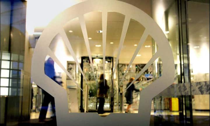 Mit Royal Dutch Shell aus den Niederlanden befindet sich ein zweites europäisches Unternehmen in den Top 10: Der Mineralölkonzern belegt Rang 8 (269,7 Milliarden US-Dollar). Insgesamt befinden sich 34 europäische Unternehmen in den Top 100 bzw. 95 in den Top 300.