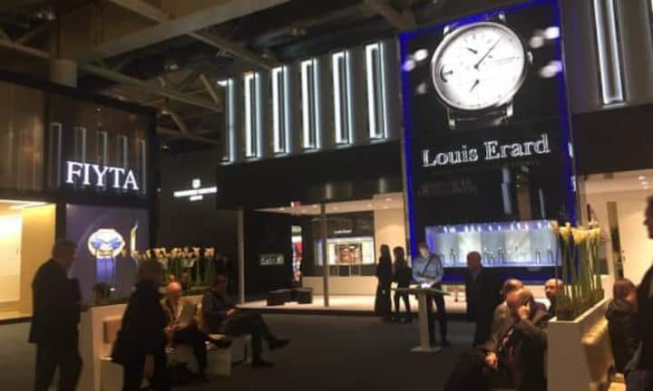 Die Kosten für die Messestände gehen in die Millionen.