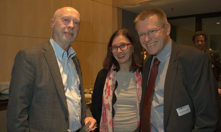 Dieter Boch, Geschäftsführer, iafob GmbH München;
Christine Kohlert, Geschäftsführerin, rheform gmbh München;
Hartmut Schulze, Leiter Institut IfK, FH Nordwestschweiz