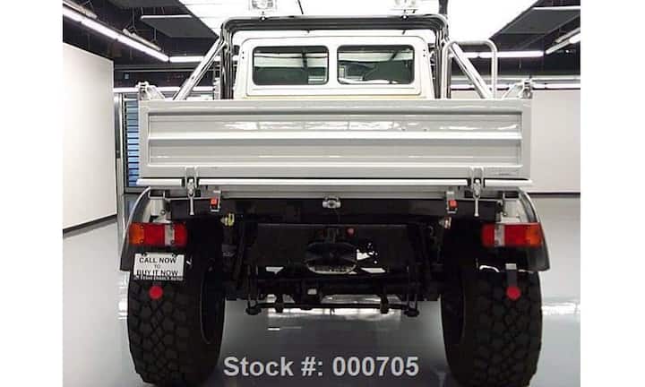 Maximale Geschwindigkeit: 100 km/h.