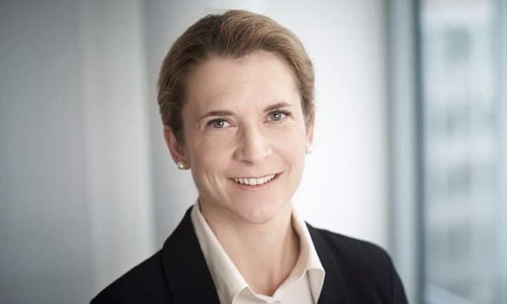 Junge Familienmitglieder, eine wiederbelebte Partnerschaft, neue Wachstumspläne: Die Bank Vontobel startet wieder durch:Die Neuen:Nach dem Tod von Patron Hans Vontobel übernimmt die Enkel-Generation - und zieht in den Verwaltungsrat ein. Eine von ihnen: Maja Baumann. Die Juristin ist auch Bindeglied zum Aktionärspool, hat sie doch in der Familienholding Vontrust und der Vontobel-Stiftung Einsitz.