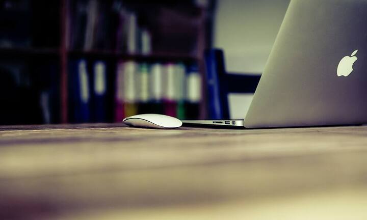 Anti-Virus-Software installierenEin Anti-Virus-Programm und eine Firewall schützen Ihre Computer vor bekannten Schädlingen. Wichtig: Halten Sie auch diese immer aktuell.