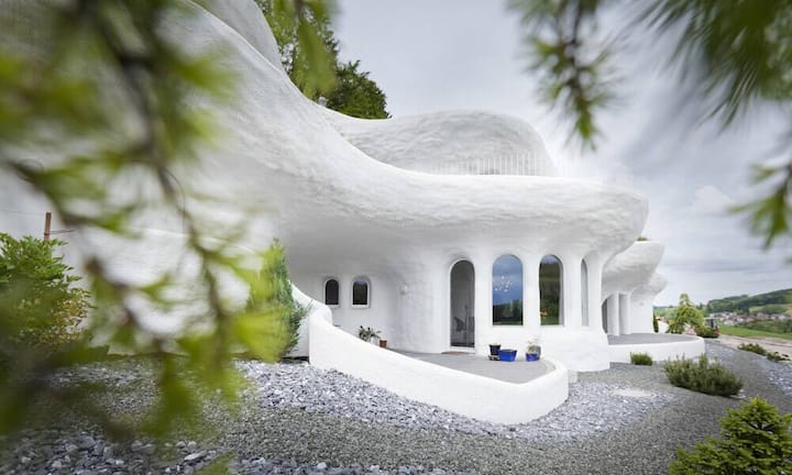 ... zur Märchenbehausung mit Erdwärme.