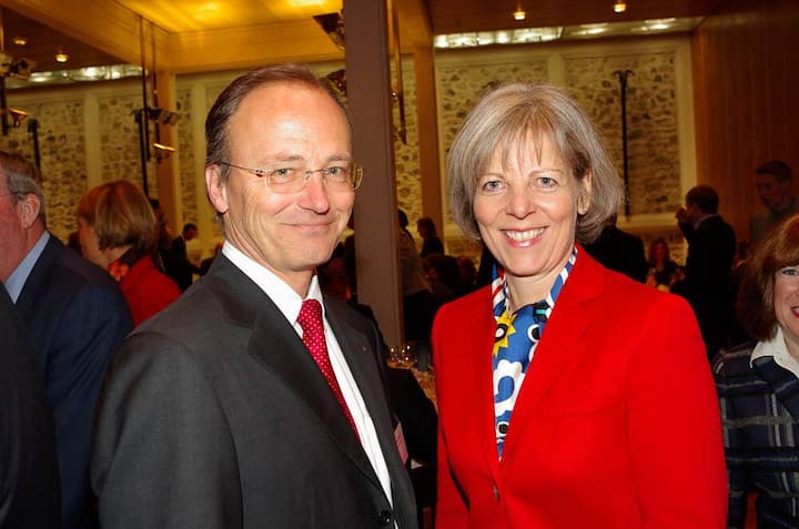 Markus R. Neuhaus, Chairman Board of Directors, PricewaterhouseCoopers AG; Isabelle Welton, Chief Marketing Officer, Zurich Insurance Company Ltd