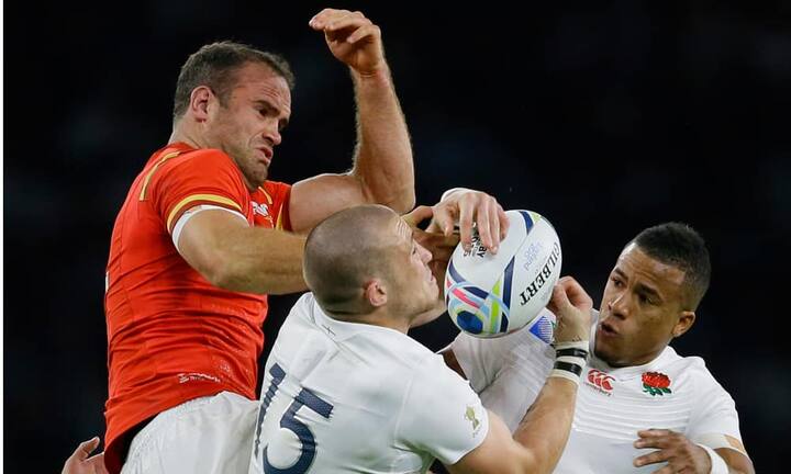 Während England schon in der Gruppenphase ausgeschieden ist, erreichte Co-Veranstalter Wales immerhin den Viertelfinal. In Grossbritannien wirkt sich die WM auch positiv auf die Wirtschaft aus. Die Detailhandelsumsätze im September stiegen um 1,9 Prozent, so stark wie zuletzt im Dezember 2013. Die Statistiker schreiben diesen unerwartet starken Anstieg – Experten rechneten mit nur 0,4 Prozent – den Angeboten rund um die Rugby-WM zu.