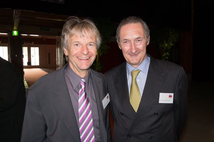 Jean-Daniel Pasche, CEO Fédération de l'horlogèrie suisse FH; Thomas Schweizer, Direktor Textilverband Schweiz
