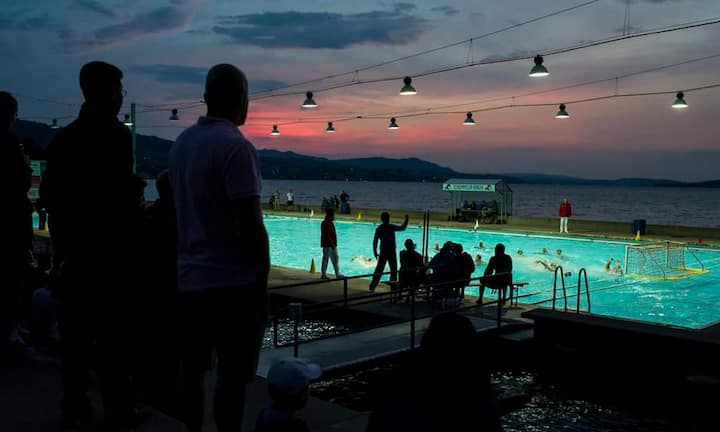 Platz 7: Horgen Das Örtchen am Zürichsee erreicht Rang 6 im Bereich Steuerattraktivität. Die eher mässige Arbeitsmarktsituation (Rang 66) hindert jedoch an einer besseren Platzierung. 
Keystone