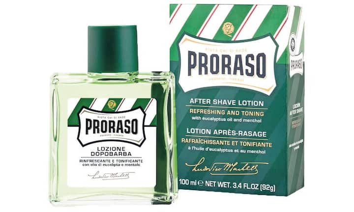 Frische-Kick: Proraso gehört zu den traditionsreichsten italienischen Rasierprodukten und wird häufig von Barbieren angewendet. Die After-Shave-Lotion erfrischt die Haut, mildert Hautirritationen und schliesst die Poren nach der Rasur. Eine Abkühlung tritt ein und ein leichter Eukalyptusduft schenkt der Haut ein angenehmes Frischegefühl. Preis 15.90 Franken über www.mencare.ch