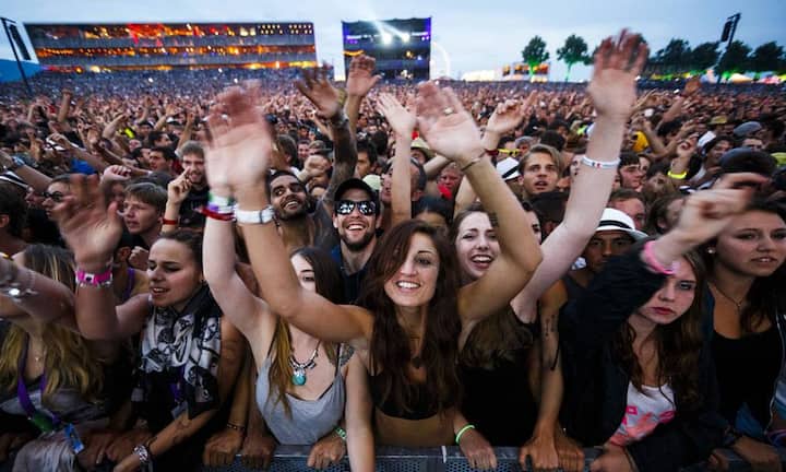 2. Paléo, Nyon 38'000 Zuschauer pro Tag