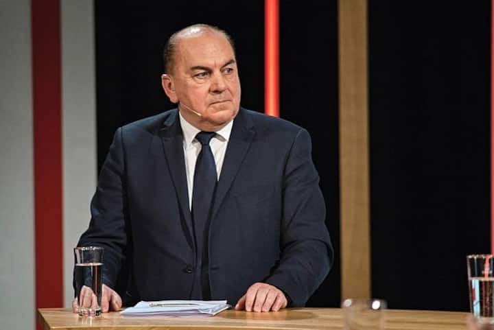 Axel Weber, UBS AG Â© Markus SennÂ  www.Passionforpictures.org FEES APPLY! Business Talk BILANZ vom 8. MÃ¤rz 2022 mit Axel Weber und Ueli Maurer