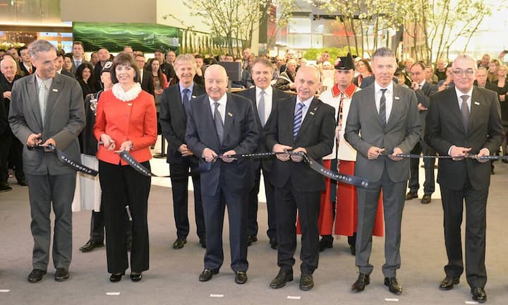 Bundesrat Ueli Maurer eröffnete am Donnerstag 27. März 2014 die Baselworld.Keystone