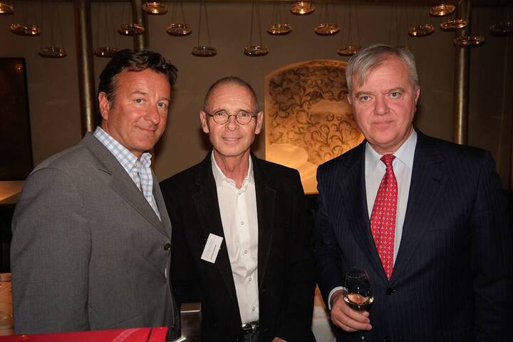 Florin Baeriswyl, dai design architecture identification; Hannes Schmid; Sinforiano de Mendieta, Chairman S. de Mendieta S.A.