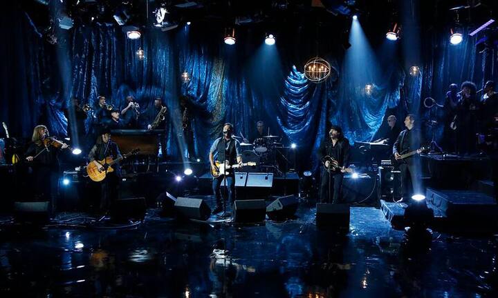 Um Geld für die Hurrikan-Opfer zu sammeln, spielten am Freitagabend in New York zahlreich Stars auf. Das Konzert wurde von der TV-Station NBC übertragen. (Bilder: Keystone)