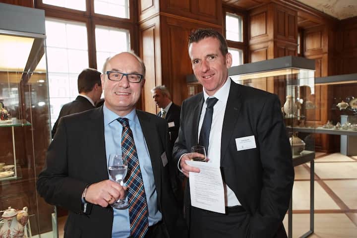 Martin Bahnmüller, Group Communications, KABA Holding AG; Juerg Stucker, Partner, Binder Corporate Finance