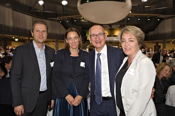 Remo LÃ¼tolf, RUAG;Phyllis Scholl, Partnerin,  BÃ¤r & Karrer;Guido Schilling;Ann Barbara Franzen, KantonsrÃ¤tin