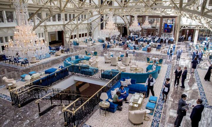 Und auch im Inneren glänzt es überall.