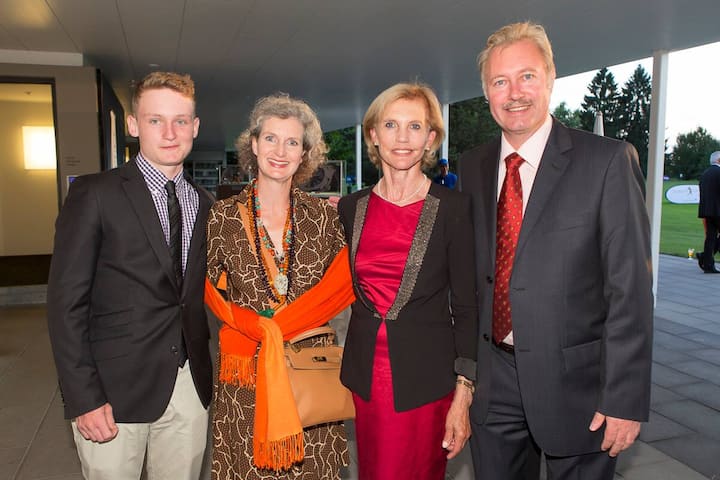 Matthias Heuberger, Gymnasiast & Golfer; Carol Homberger-Gautschi, Juristin; Ursula Kamer, Pädagogin & Golferin; Primus Zumbühl, CEO Aparthotel Guggach