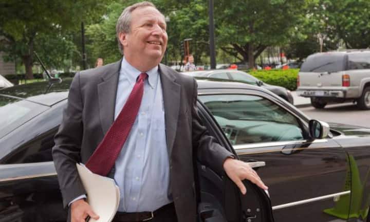 Larry Summers ist US-Politiker und Professor an der Harvard Business School. Er war zwischen 1991 und 1993 Chefökonom der Weltbank und zwei Jahre lang Finanzminister unter Präsident Bill Clinton. Summers kommt auf Rang 6.