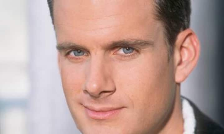 Philippe Jordan, 37, Chefdirigent Opéra national de Paris, Paris: Metropolitan Opera, Scala,
Staatsoper Berlin, Royal Opera
House – der Zürcher Dirigent Jordan hat mit 37 Jahren
bereits in jedem Operntempel
den Ton angegeben. Derzeit
ist er Chefdirigent an der Opéra
national de Paris, im September
2014 wird er Chefdirigent der
Wiener Symphoniker. (Bild: PR)