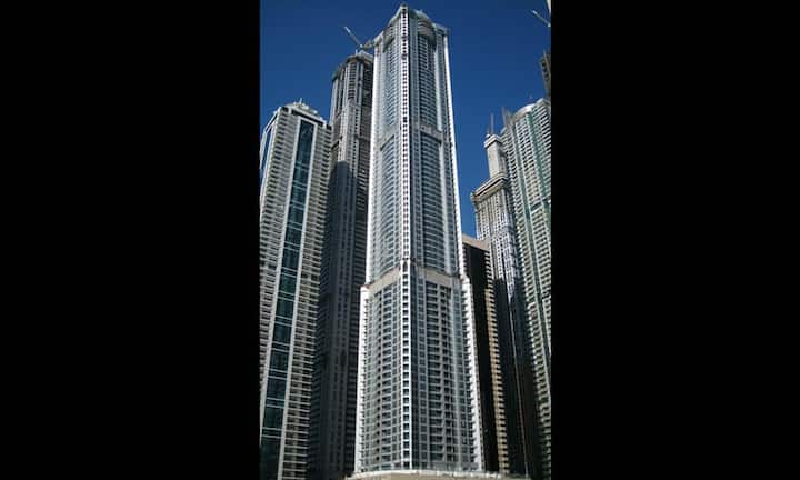 Rang 4 - The Torch, Dubai: Das Gebäude umfasst 79 Geschosse, 676 Wohnapartments und besitzt eine Höhe von 336,8 Meter. (Bild: Michael Merola)