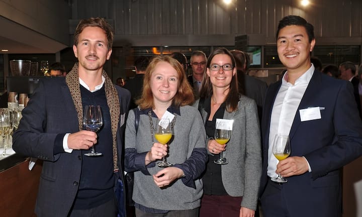 Fabio Lenzlinger, Head of Marketing, Universität St. Gallen;
Sabine Röthlisberger, Managing Partner, Sparking Idea GmbH;
Sandra Gähler, Product Manager, düring ag;
Phu-Vinh Pham, Strategisches Marketing, Mercedes Benz Schweiz AG