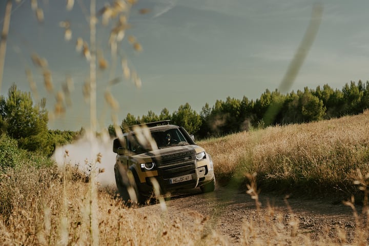 defender-106.jpg