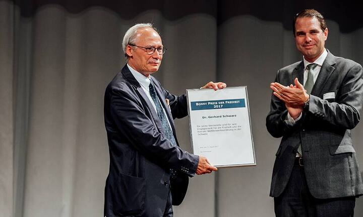 Dr. Gerhard Schwarz (avenir suisse) und Dr. Beat Brechbühl (Kellerhals Carrard) (v.l.n.r.)David Biedert