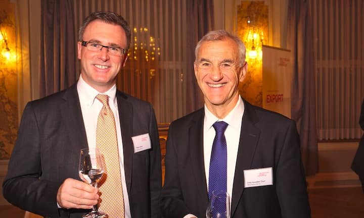 Peter Voser, Mitglied der Geschäftsleitung, Stöcklin Logistik AG;
Fritz Hunziker-Thut, Geschäftsführer, Pfiffner Messwandler AG