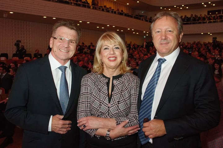 Hans-Ulrich Müller, Präsident, Swiss Venture Club; Christiane Leister, Geschäftsleiterin, Leister Gruppe; Hans-Ulrich Meister, Head Private Banking, Credit Suisse AG