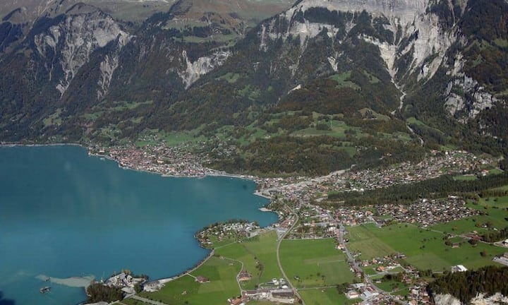 Brienz: Auch das Berner Oberland kann sich über ausbleibende Touristen nicht beklagen. Die regionalen Hotels verbuchten 43'000 mehr Übernachtungen. Das ist ein Anstieg von 3 Prozent. Keysone