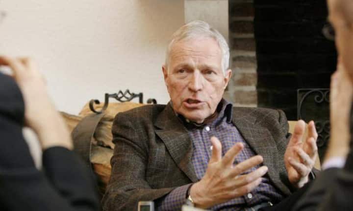 Der an der Columbia University unterrichtende Edmund Phelps wurde 2006 geehrt. Er untersuchte die Zielkonflikte von Wirtschaftsakteuren bei Entscheidungen über verschiedene Zeiträume.