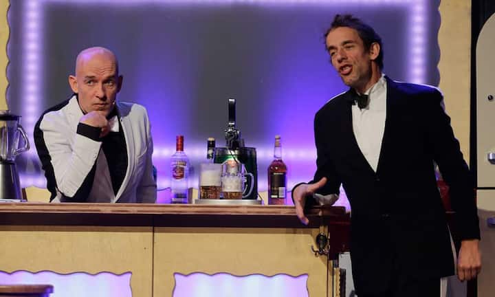 Das Komiker-Duo Oropax mit Volker und Thomas Martins eröffnen das 22. Aroser Humorfestival im Zelt auf dem Tschuggen.