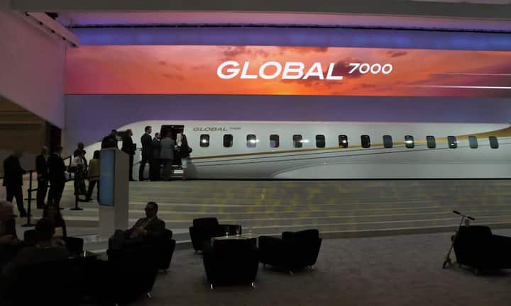 Einige Hersteller haben begehbare 1:1-Modelle mitgebracht...