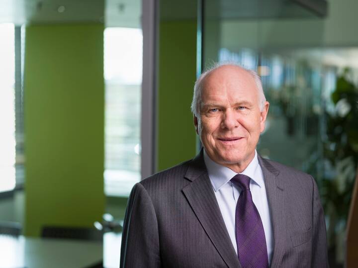 Portrait of Hans Hess, president of Swissmem, the Swiss mechanical, electrical, and metal industry association (MEM industry), taken at Swissmem in Zurich, Switzerland, on January 24, 2018. (KEYSTONE/Gaetan Bally) Hans Hess, Praesident Swissmem, Verband der schweizerischen Maschinen-, Elektro, und Metallindustrie (MEM-Industrie), portraitiert am 24. Januar 2018 bei Swissmem in Zuerich. (KEYSTONE/Gaetan Bally)