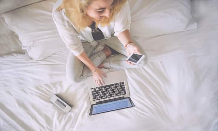 Im Bett haben schon 17 Prozent eingekauft – immerhin kann man da bei schlechtem Wetter am Wochenende ganze Tage verbingen. Sehr viel seltsamer mutet an, dass...