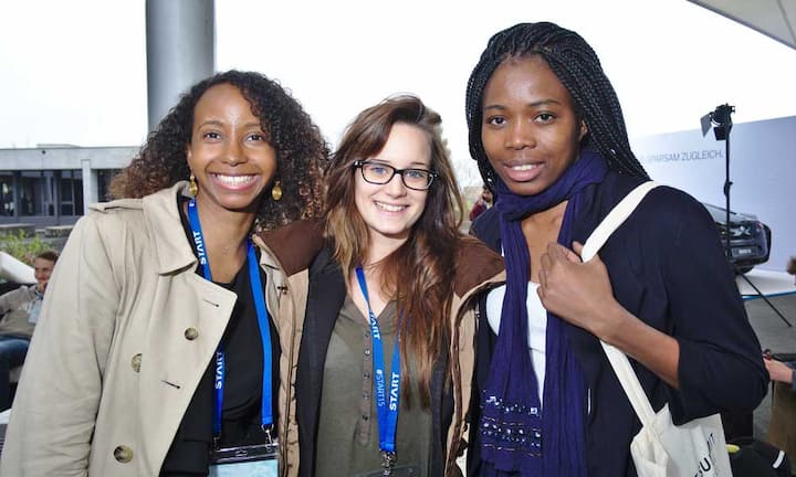 Celsa Raymond, Studentin, Haute Ecole de Gestion;
Maria Begona Lopez, Studentin, Haute Ecole de Gestion;
Sandrine Barussaud, Studentin, Haute Ecole de Gestion