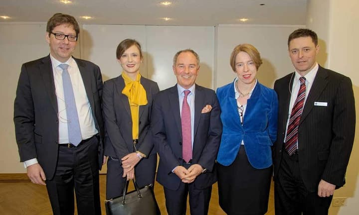 Jan Viebig, CEO, Harcourt;
Angelika Eibl, Director Business Development, STOXX Ltd.;
Erwin W. Heri, Professor für Finanztheorie, Uni Basel & Chairman, fintool AG;
Christina Böck, CIO Schweiz, AXA Investment Managers;
Stefan Mühlemann, Partner, LGT Capital Partners