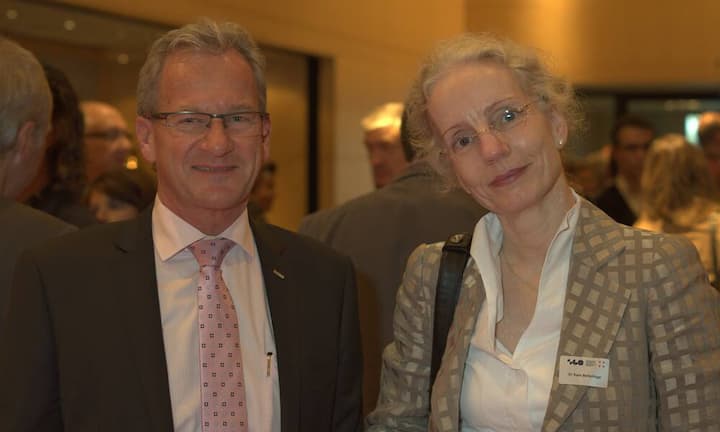 Bruno Peterer;
Karin Bertschinger, SVP Group Human Ressources, Kaba Management AG