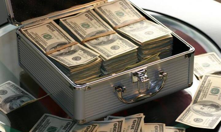 Kein Geld an die Erpresser zahlenGeld an die kriminellen Erpresser zu zahlen, garantiert nicht, dass Ihr Problem gelöst wird und Sie Ihre Daten zurückbekommen. Geben Sie klein bei, unterstützen Sie zudem das Geschäft der Kriminellen und finanzieren deren illegale Aktivitäten mit.Bilder: Pexels/Pixabay