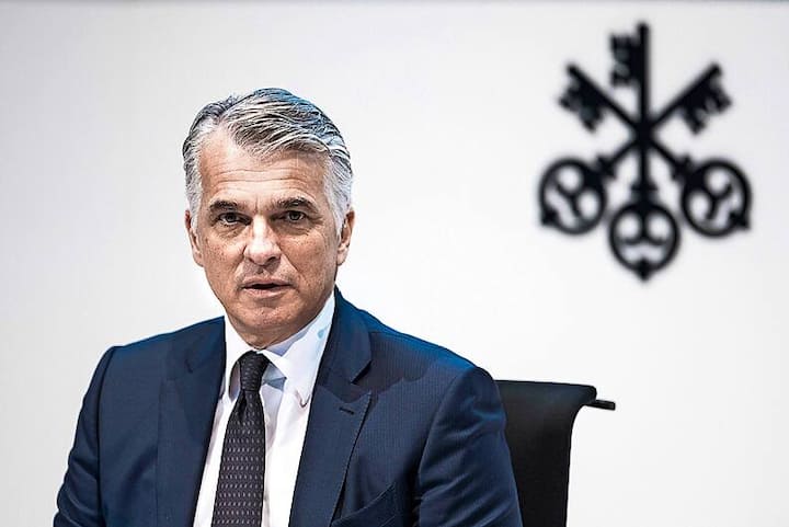 Sergio Ermotti, CEO of Swiss bank UBS, speaks during a press conference announcing the bank's 2019 full year and fourth quarter result in Zurich, Switzerland, on Tuesday, January 21, 2020. (KEYSTONE/Christian Beutler)