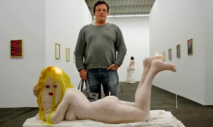 Seine Skulpturen und Bilder kennzeichnen Humor ebenso wie handwerkliches Raffinement: Urs Fischer belegt Rang 8. Preisspanne: 50'000 - 2'600'000 CHF.