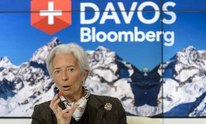 Christine Lagarde spricht als Chefin des Internationalen Währungsfonds über die Lage der Weltwirtschaft.