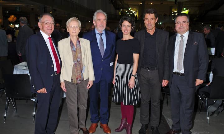 Fritz Sutter, Organisator, Smart Energy Party;
Renata Sutter, Organisatorin, Smart Energy Party;
Ludwig Hasler, Referent, Philosoph;
Jasmina Rytz, Geschäftsführerin, Limmatstadt AG;
Robert Bösch, Referent, Extremfotograf;
Kurt Lüscher, Initiant, Smart Energy Party