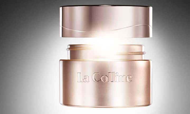 «Die NativAge Augencreme von La Collinee lässt die Augen im Büro und sogar after work noch strahlen», so Nel-Olivia Waga.