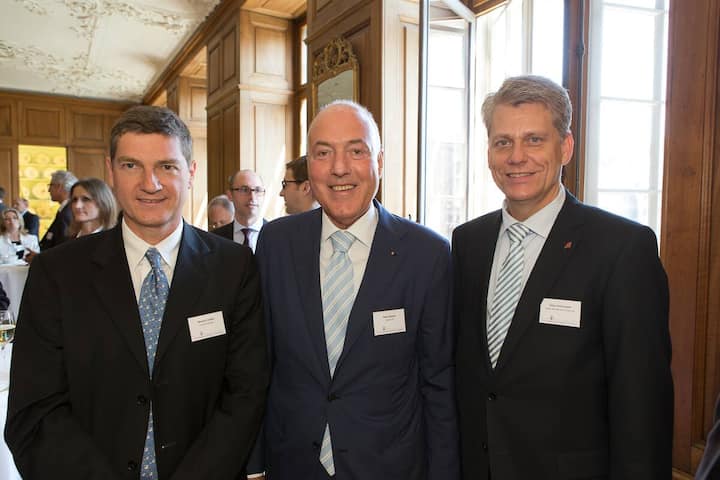 Winston Griffin, Procter&Gamble, Vice President Finance&Accounting; Peter Steiner, Steiner AG, Vice Chairman of the Board; Harry Hohmeister, Swiss International Air Lines Ltd., CEO
