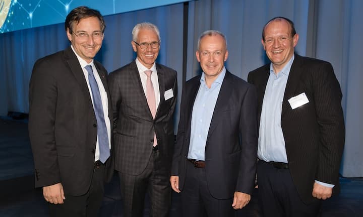 Thomas Egger, Nationalrat, Direktor Schweiz. Arbeitsgemeinschaft für die Berggebiete SAB; Bruno Sauter, Chef Amt für Wirtschaft und Arbeit Kanton Zürich; Urs Schaeppi, CEO, Swisscom AG; Peter Hogenkamp, CEO, Scope Content AG